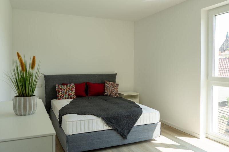 Schlafzimmer mit Doppelbett